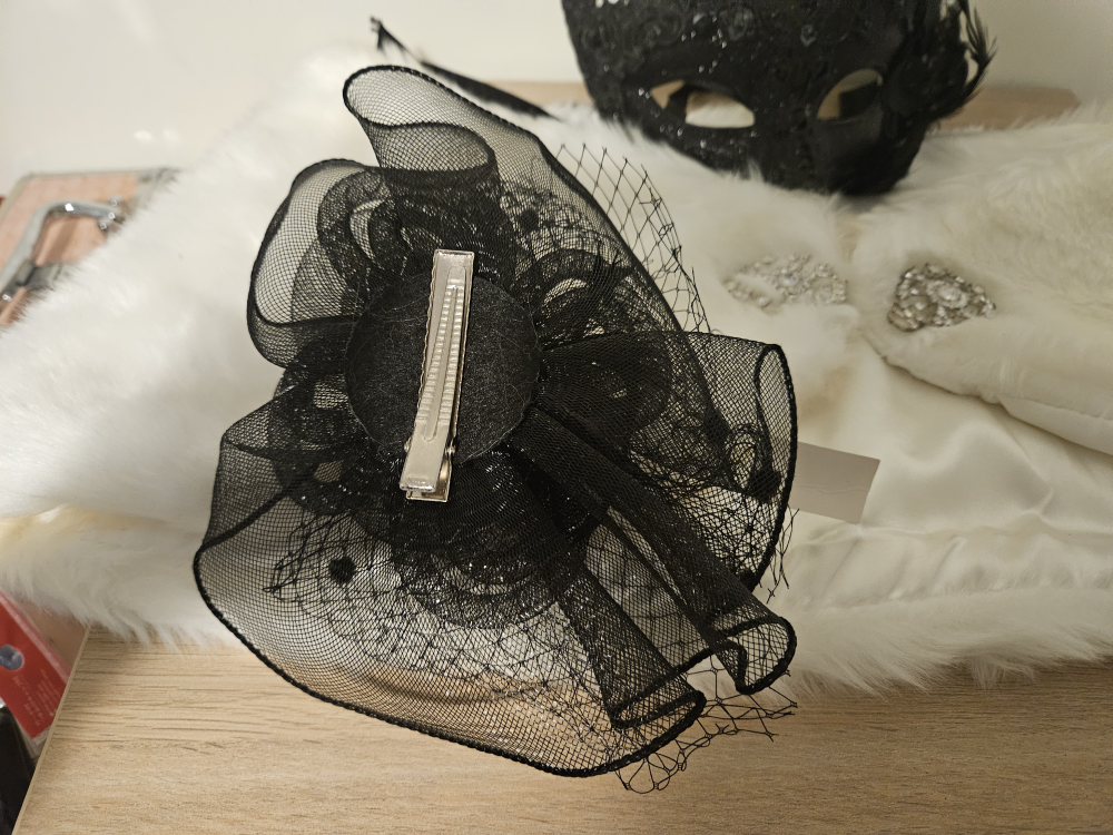 party accessories - photo 4