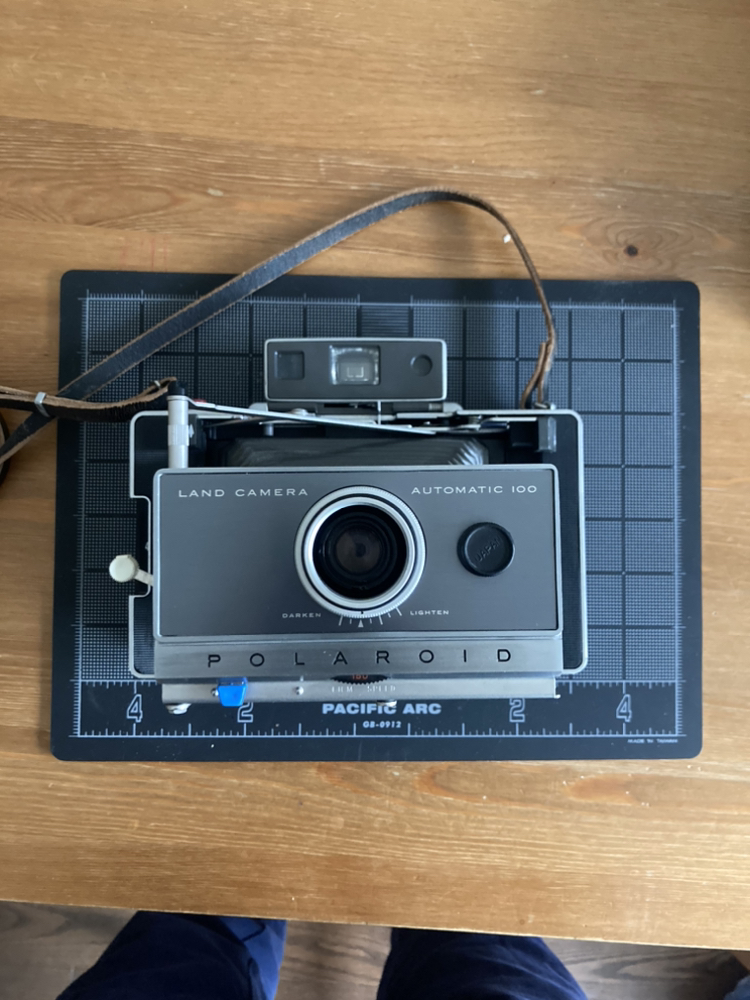 Working Polaroid automatic 100 land camera - photo 2