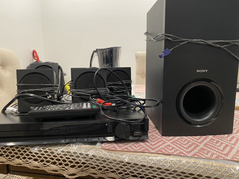 Sony DVD home theatre - photo 2