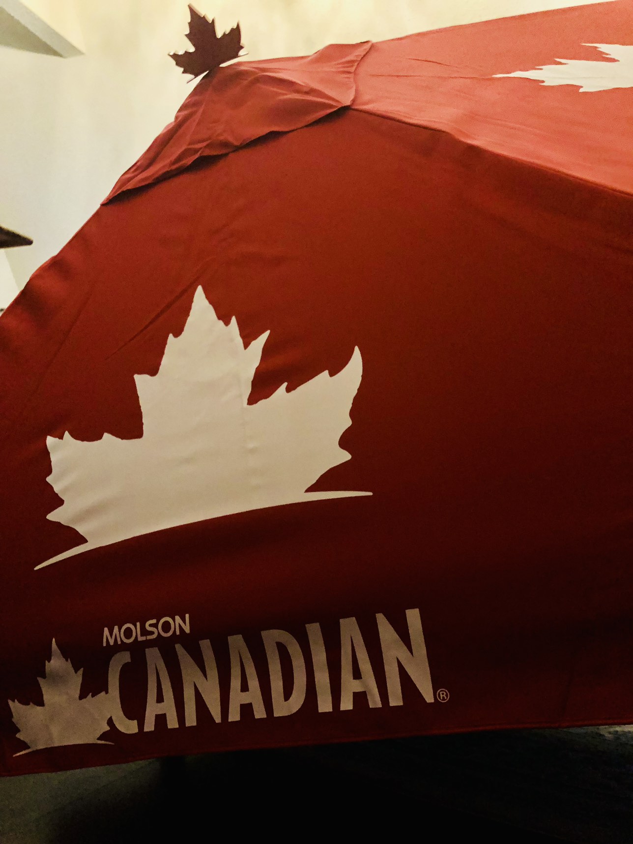 New 8Ft Patio Umbrella Molson Canadian Maple Leaf Finial thumbnail
