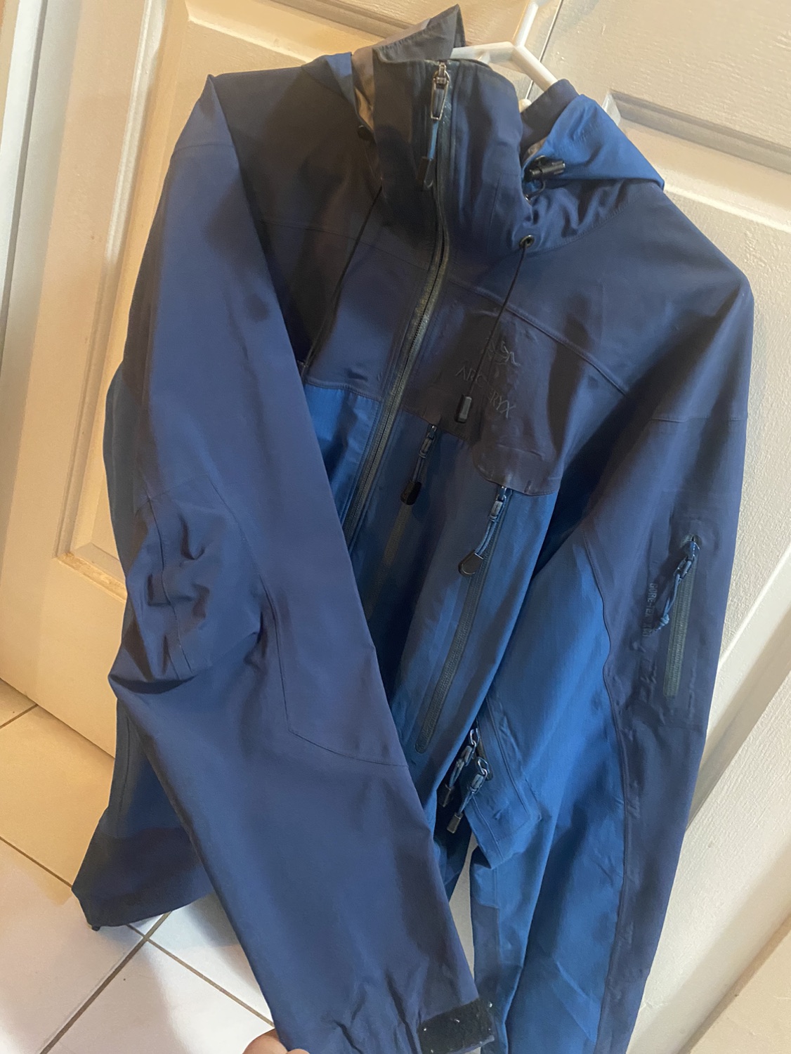2004 arcteryx theta AR Pelican size M - photo 4