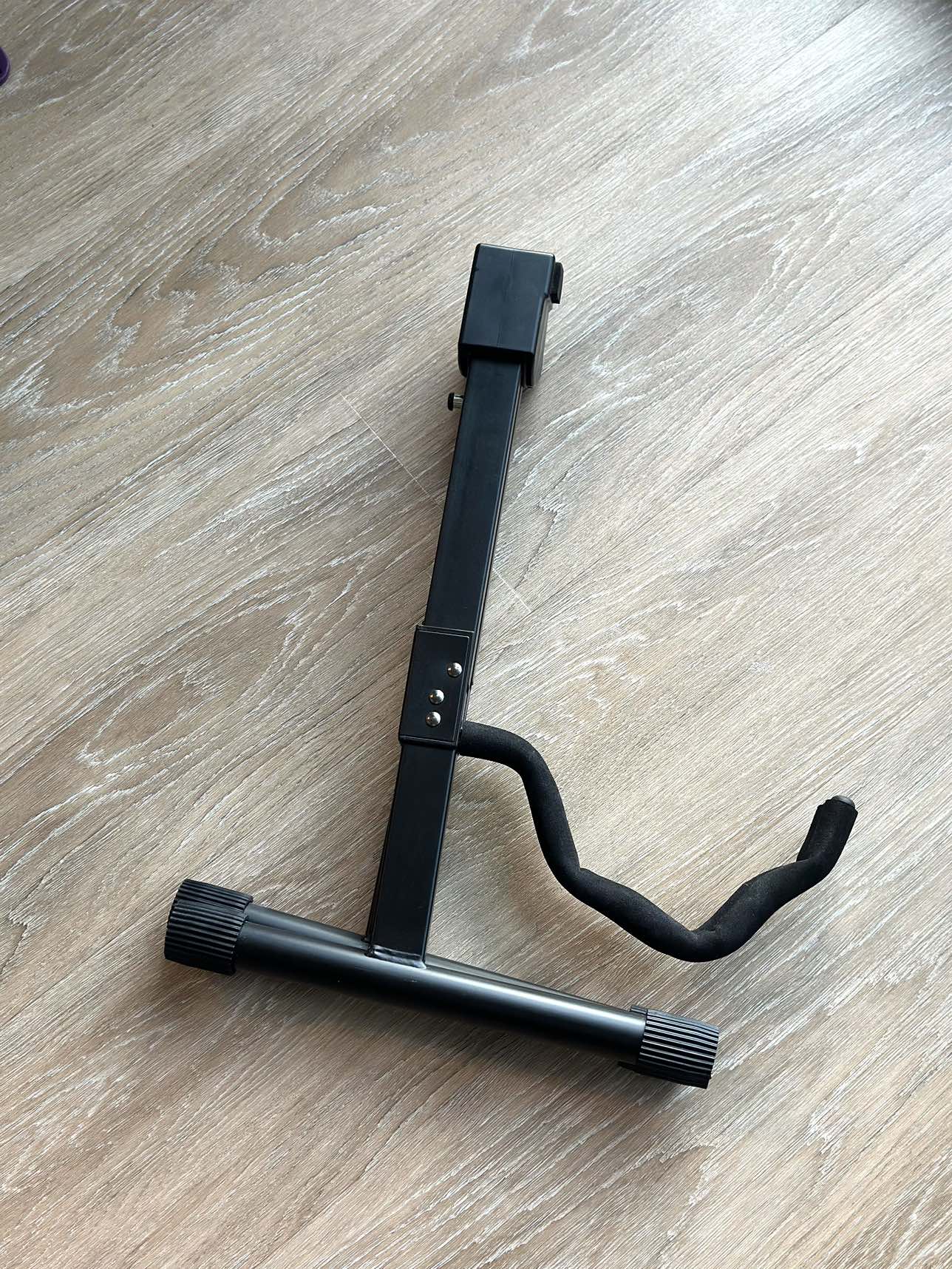 Guitar Stand - photo 3
