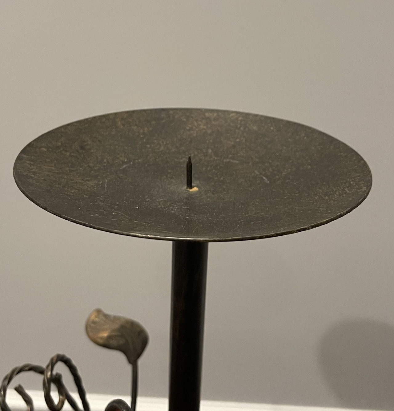 Decorative metal candle holders image indicator(5)