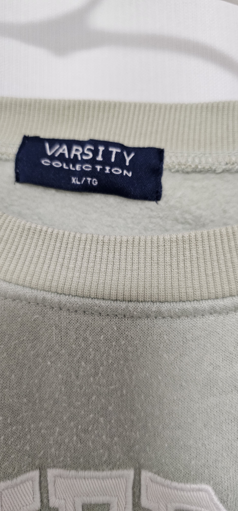 UofT crewneck #freecycle - photo 2