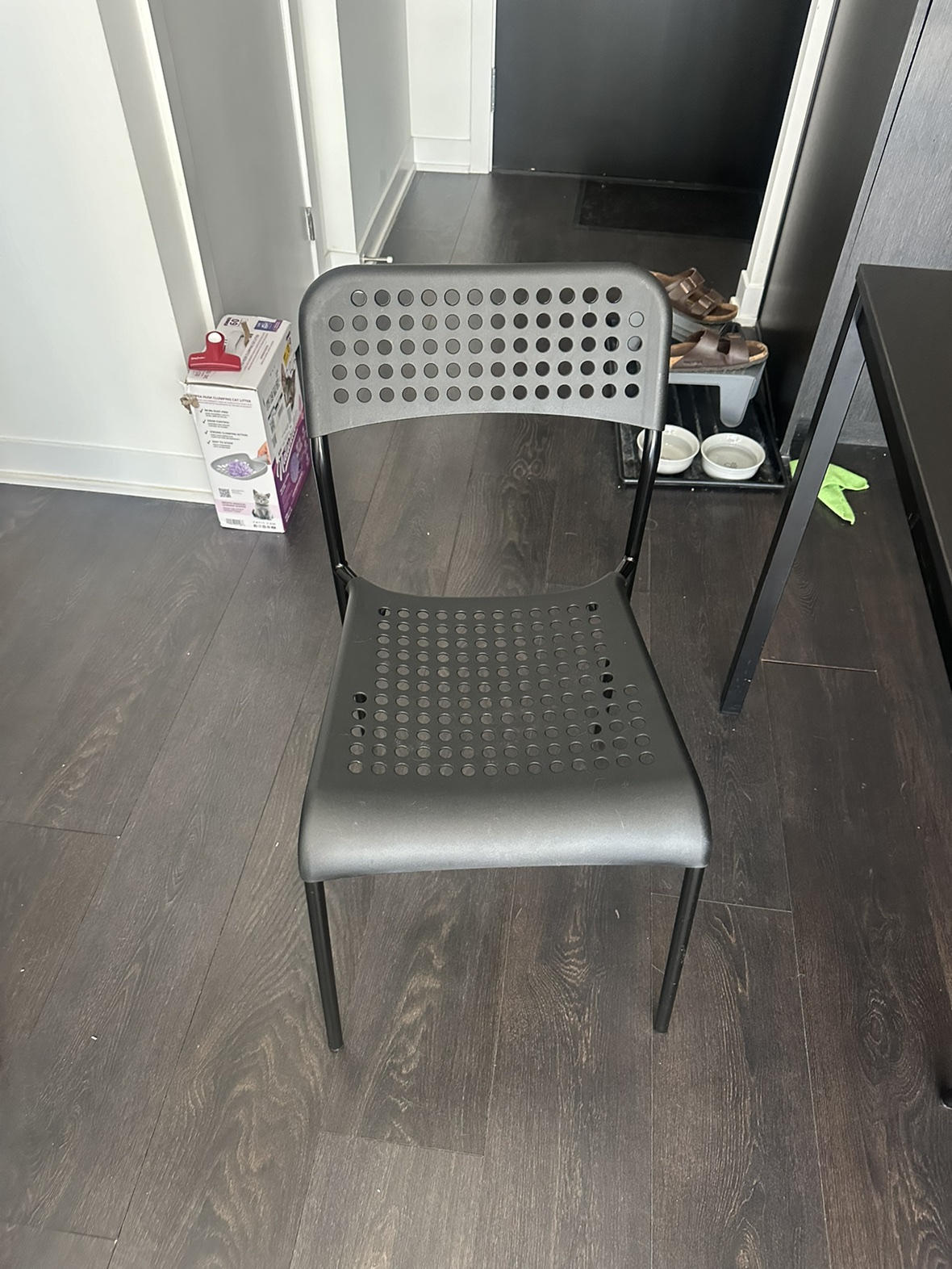 Black ikea chair