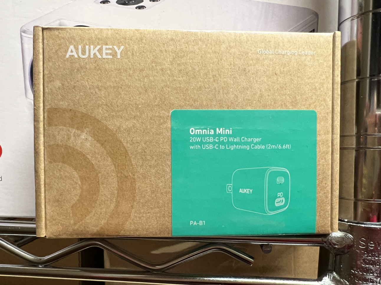 20W USB-C PD Wall Charger with USB-C to lightning Cable(2m thumbnail