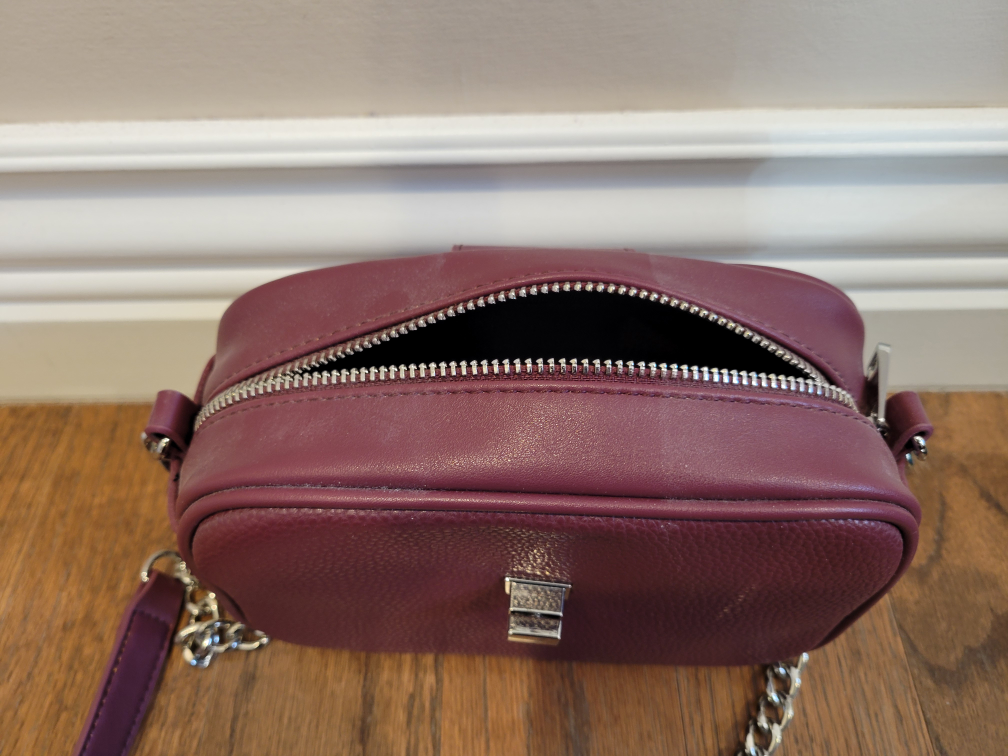 🏈 Brand New Small Crossbody Bag (Burgundy) Addition Elle image indicator(6)