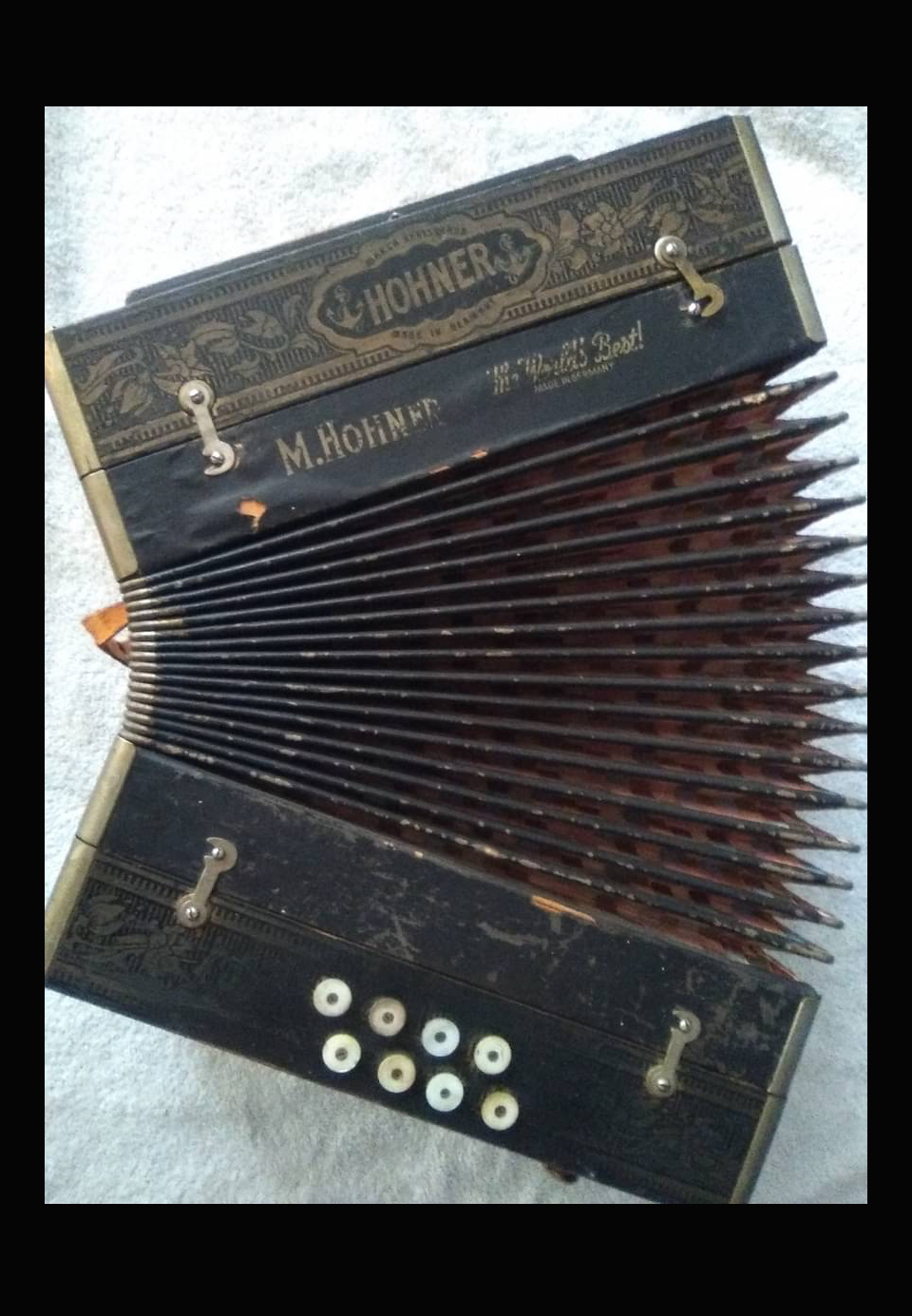 Vintage accordion - photo 3