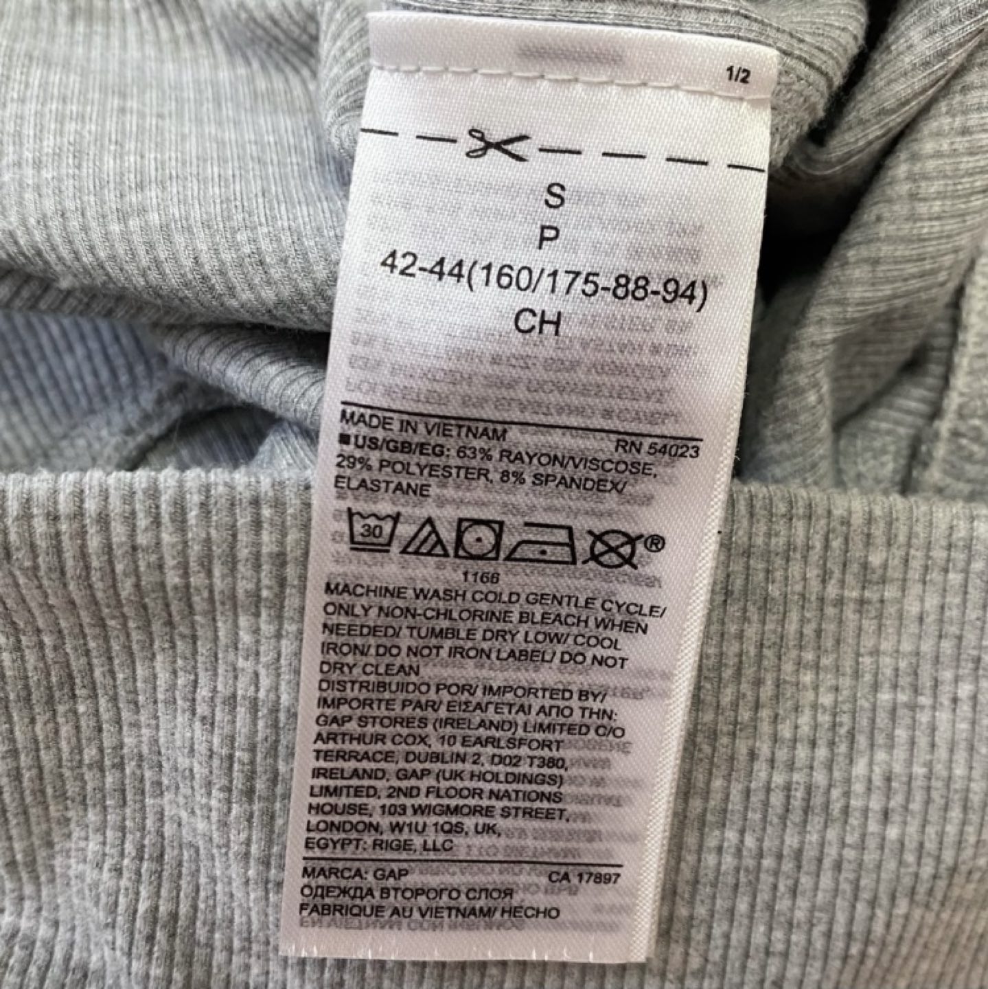 GAP Grey Biker Shorts image indicator(4)