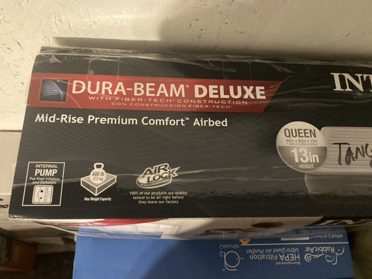 Intex Dura-Beam Deluxe air mattress - photo 3