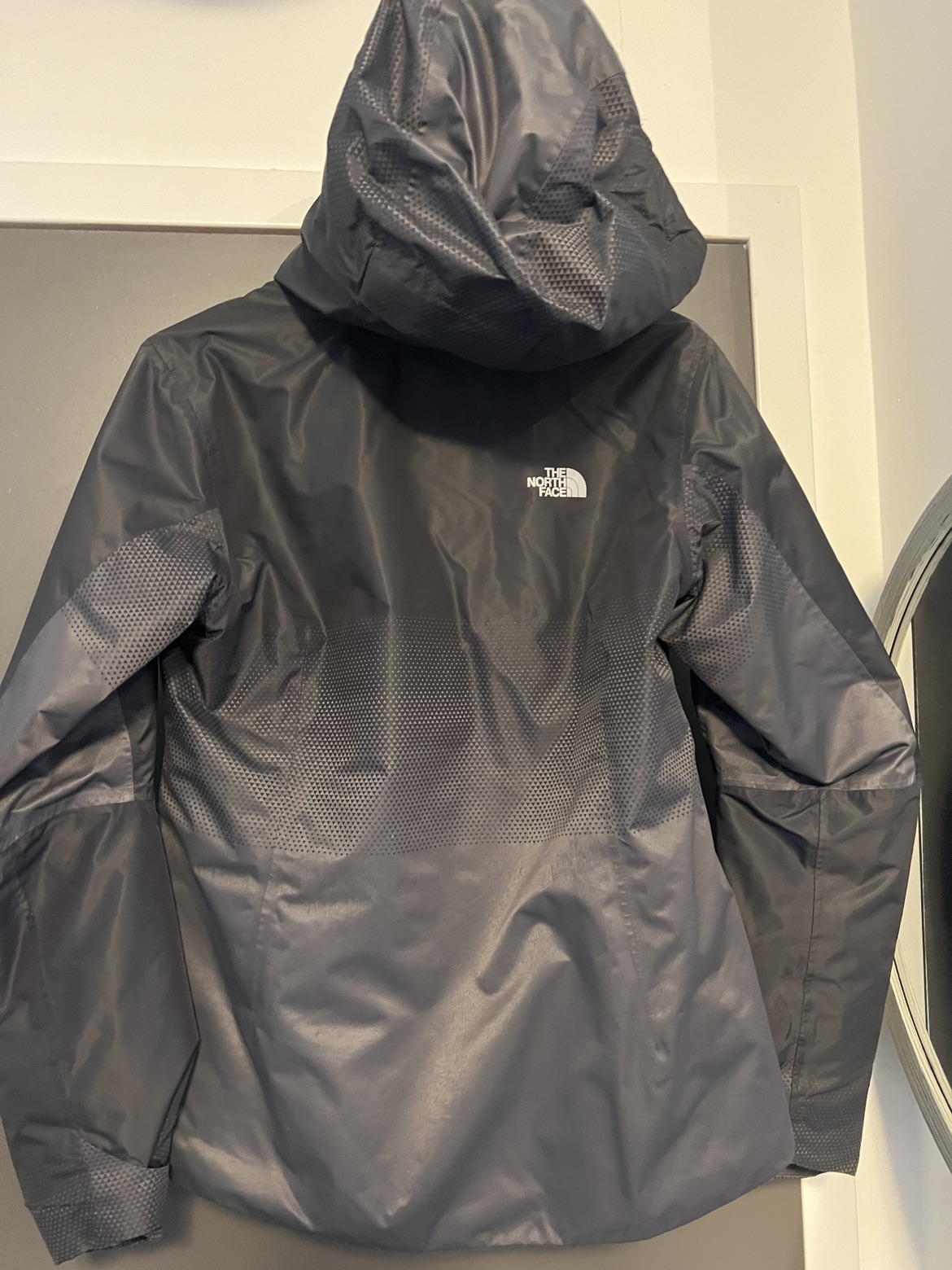 Women’s North Face Hyvent Jacket - photo 3