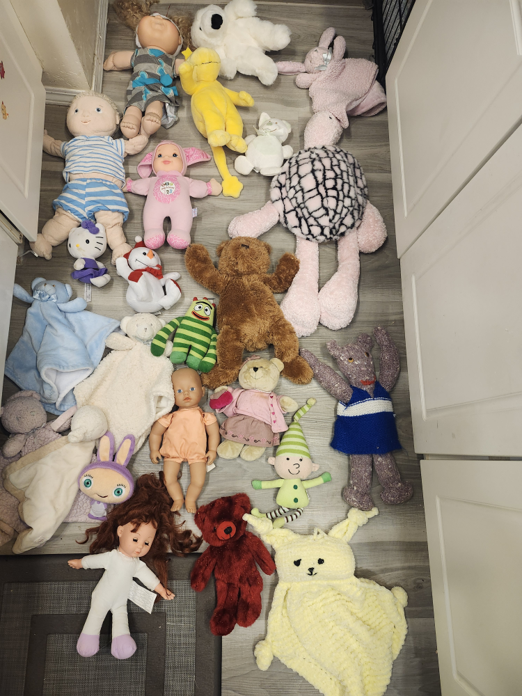 baby stuffies #freecycle thumbnail