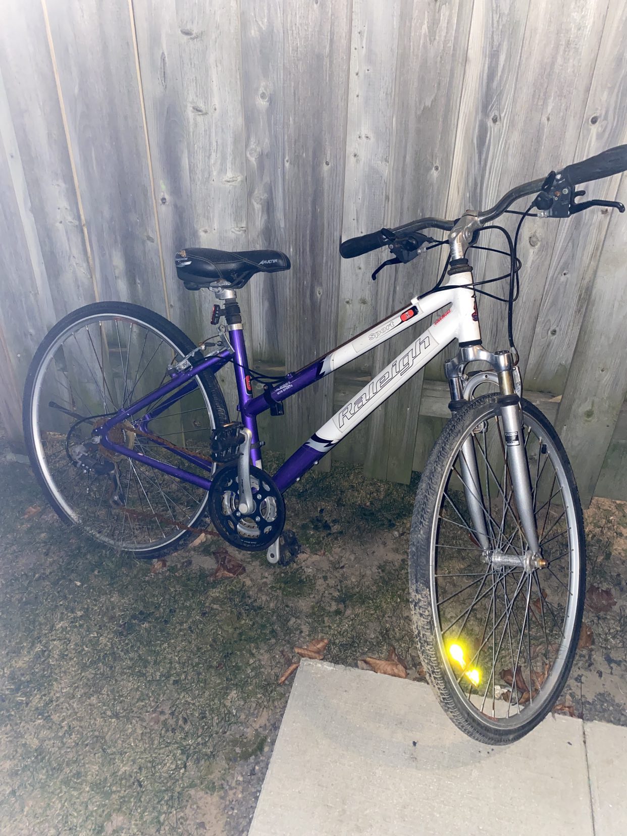 Raleigh bike selling as is thumbnail