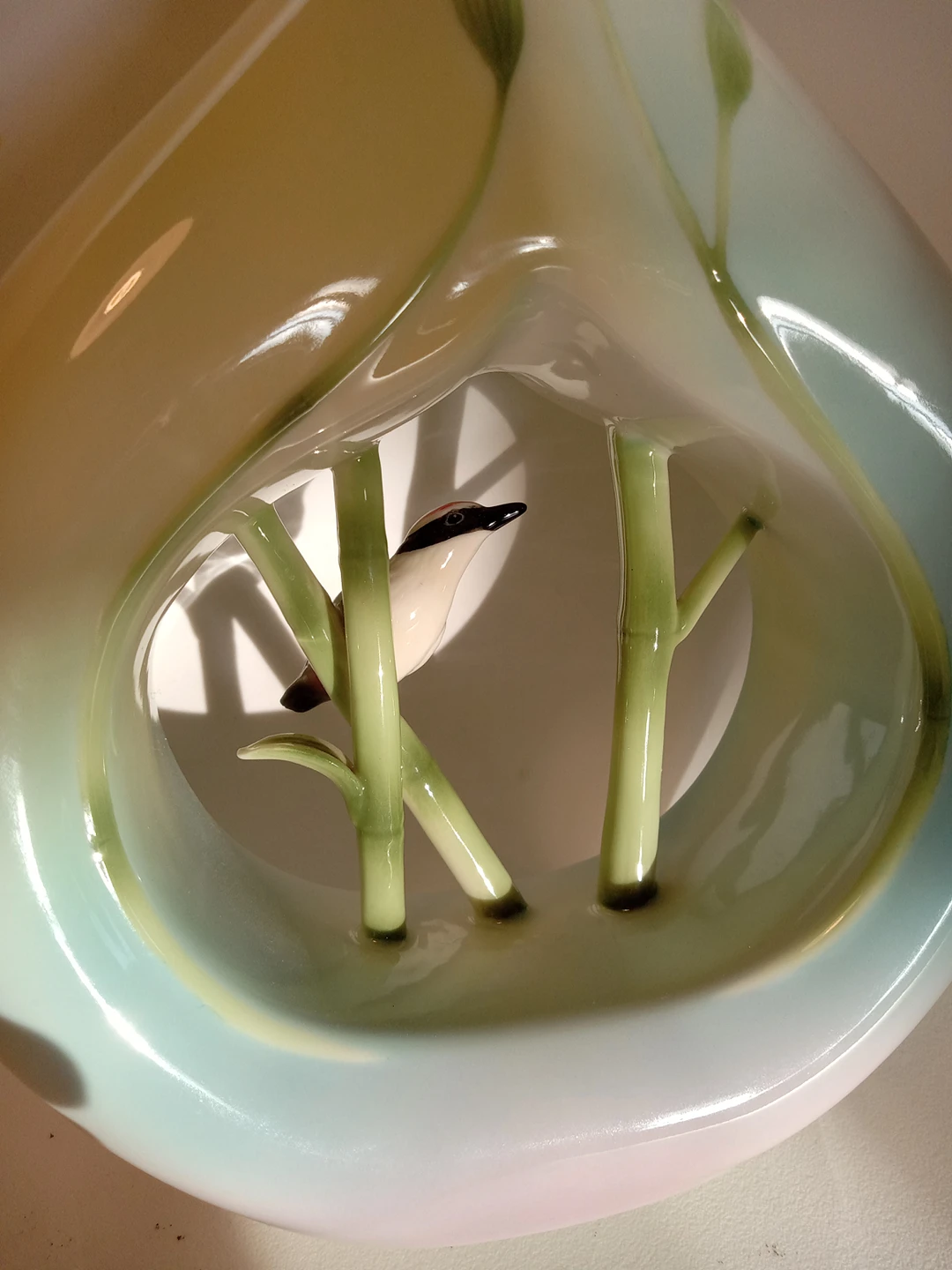 FRANZ Collection Song Bird Porcelain Vase image indicator(5)