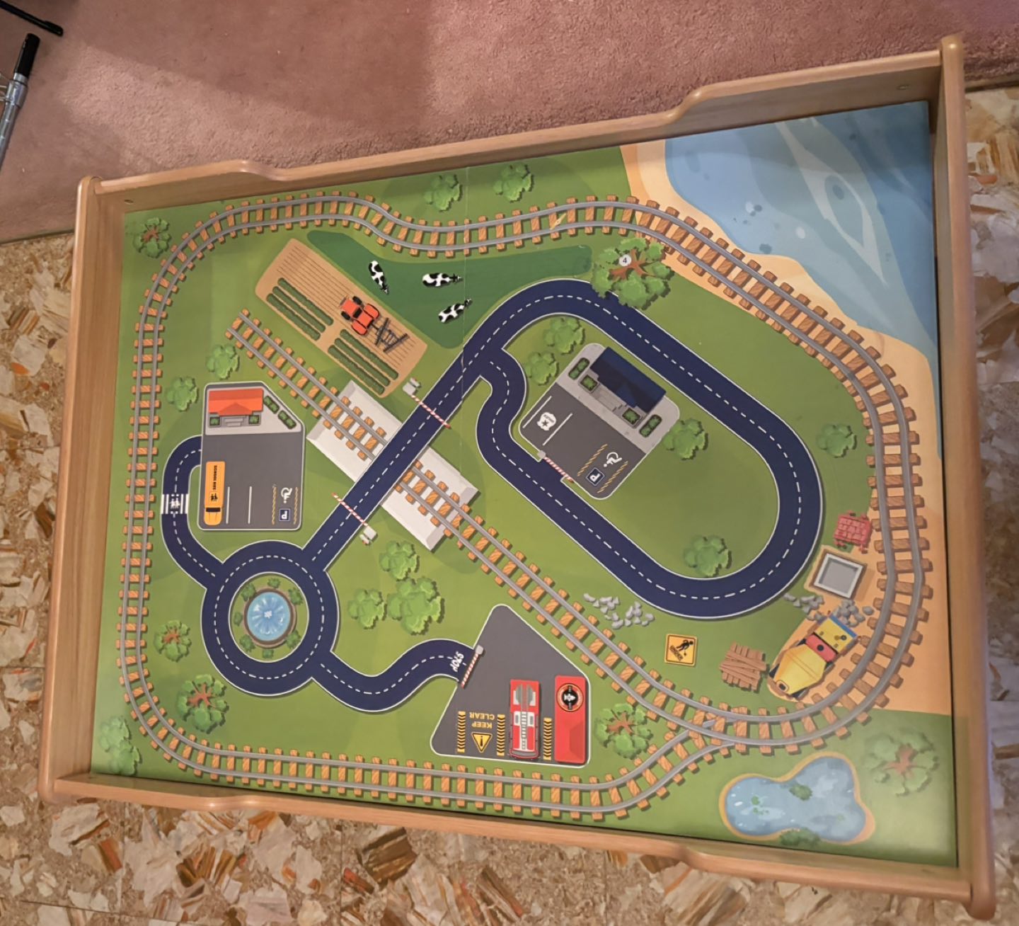 Kids train table - photo 2
