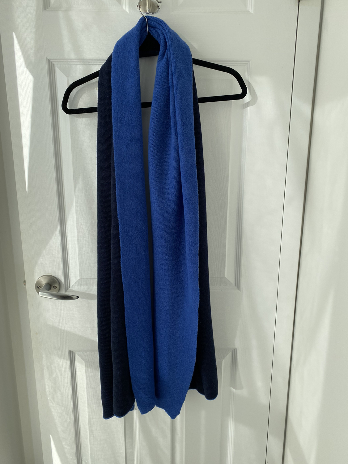 New! Club Monaco Two Tone Scarf image indicator(3)