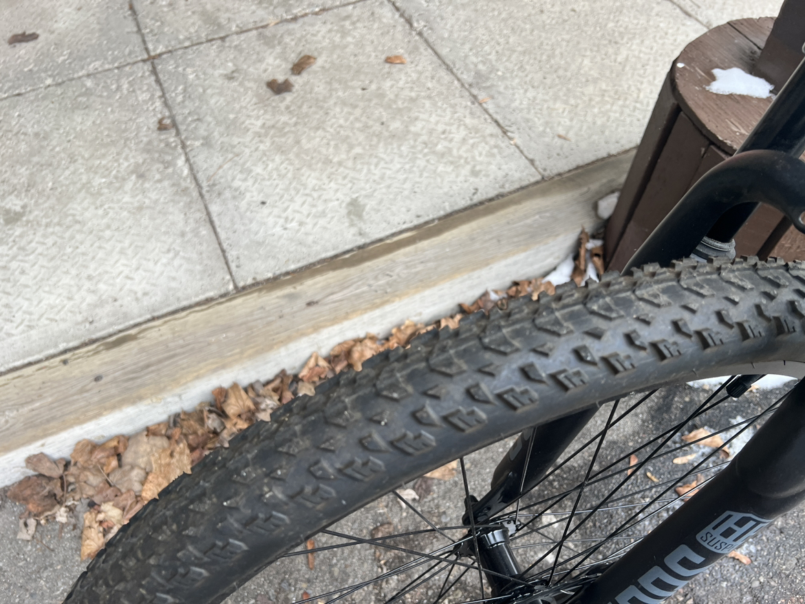 Hyper Viking Pro 27.5" Men's Aluminum Mountain Bike - photo 5