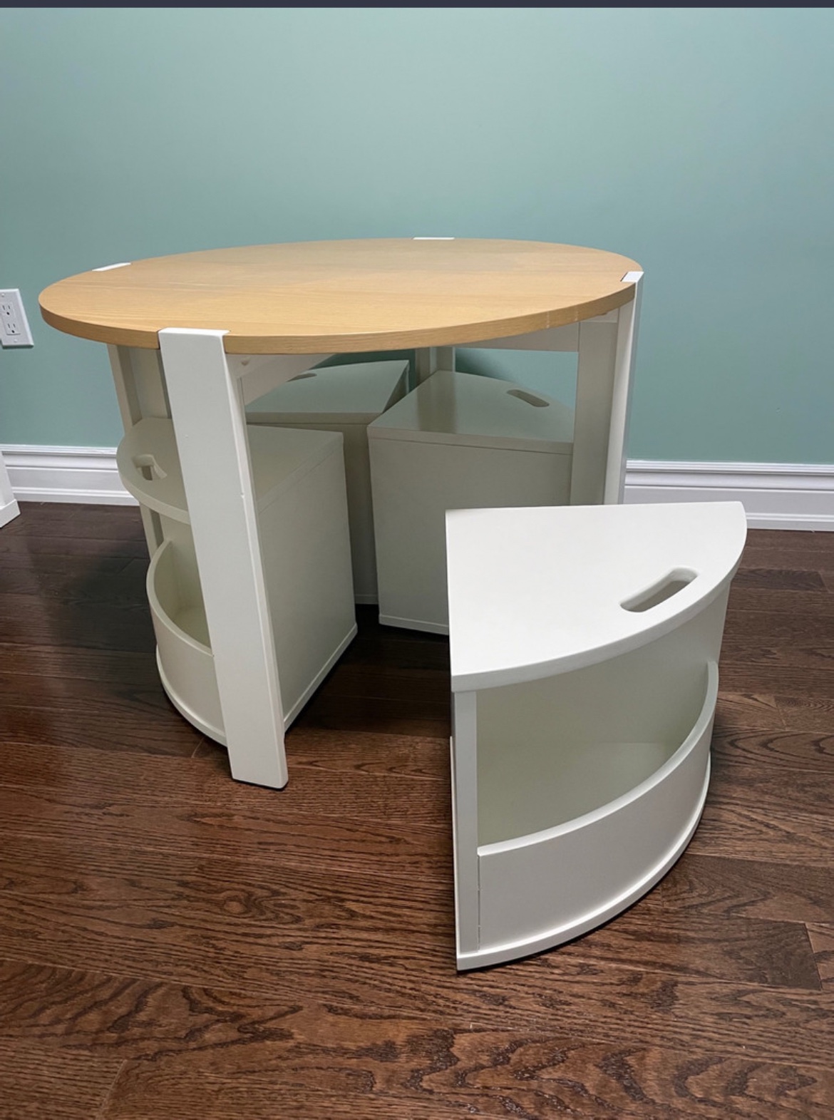 Crate and barrel kids table - photo 2