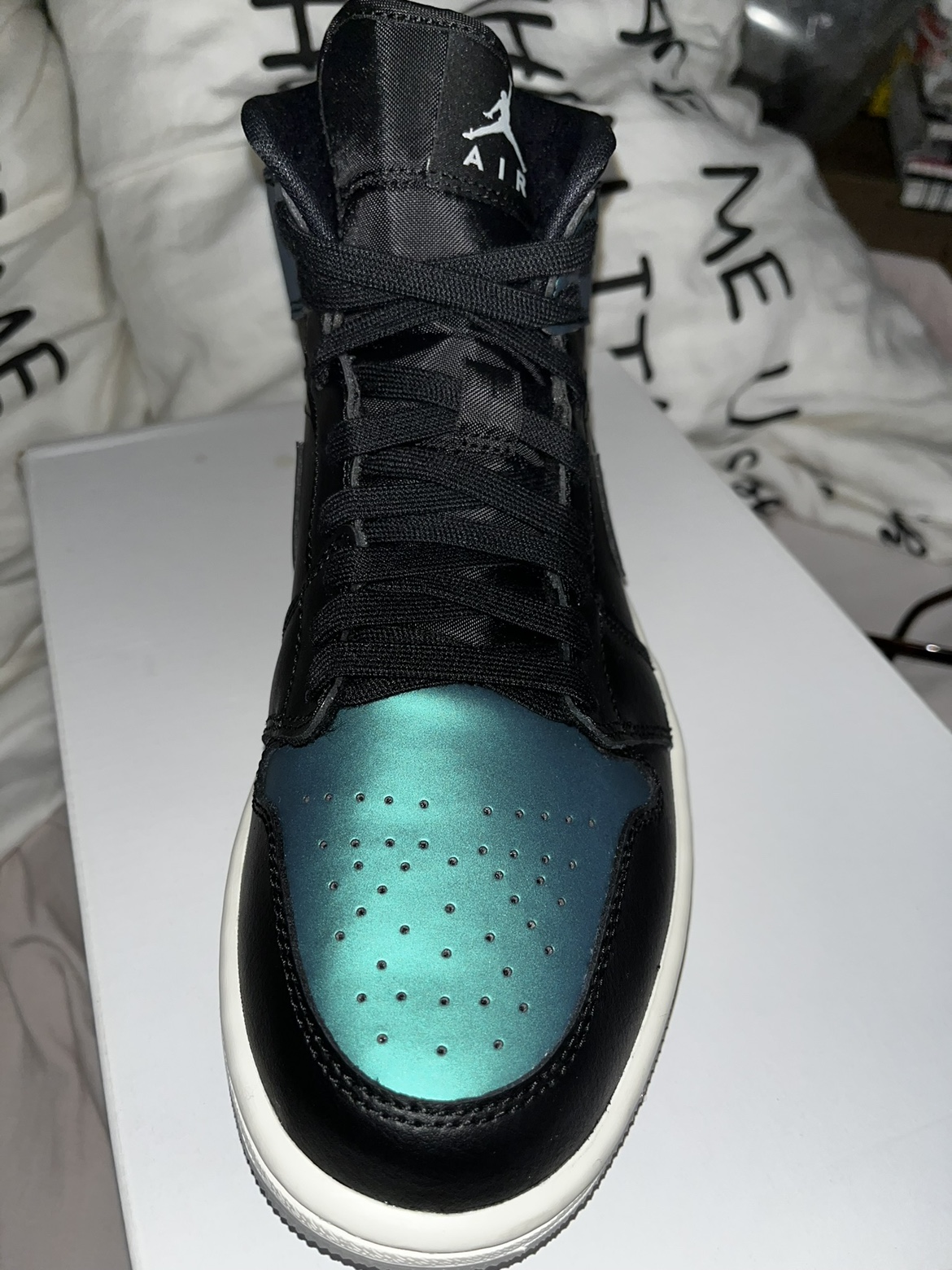 BNIB women’s Air Jordan, 1 mid metallic image indicator(6)