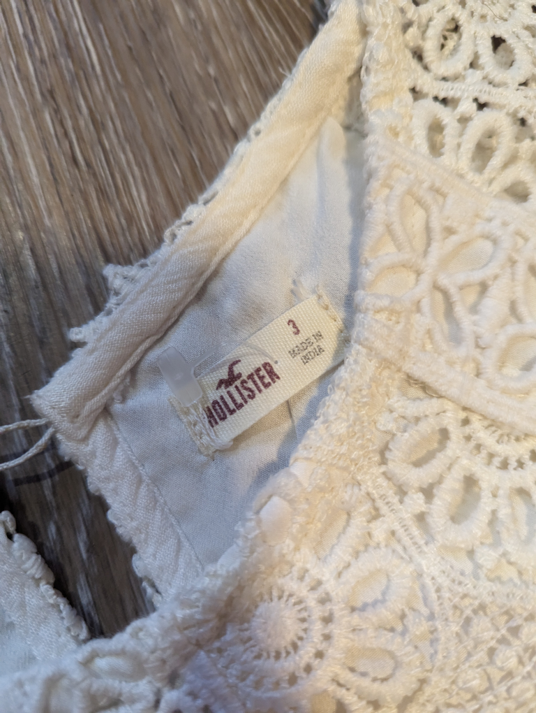 Hollister womens white crochet dress size 3 image indicator(3)