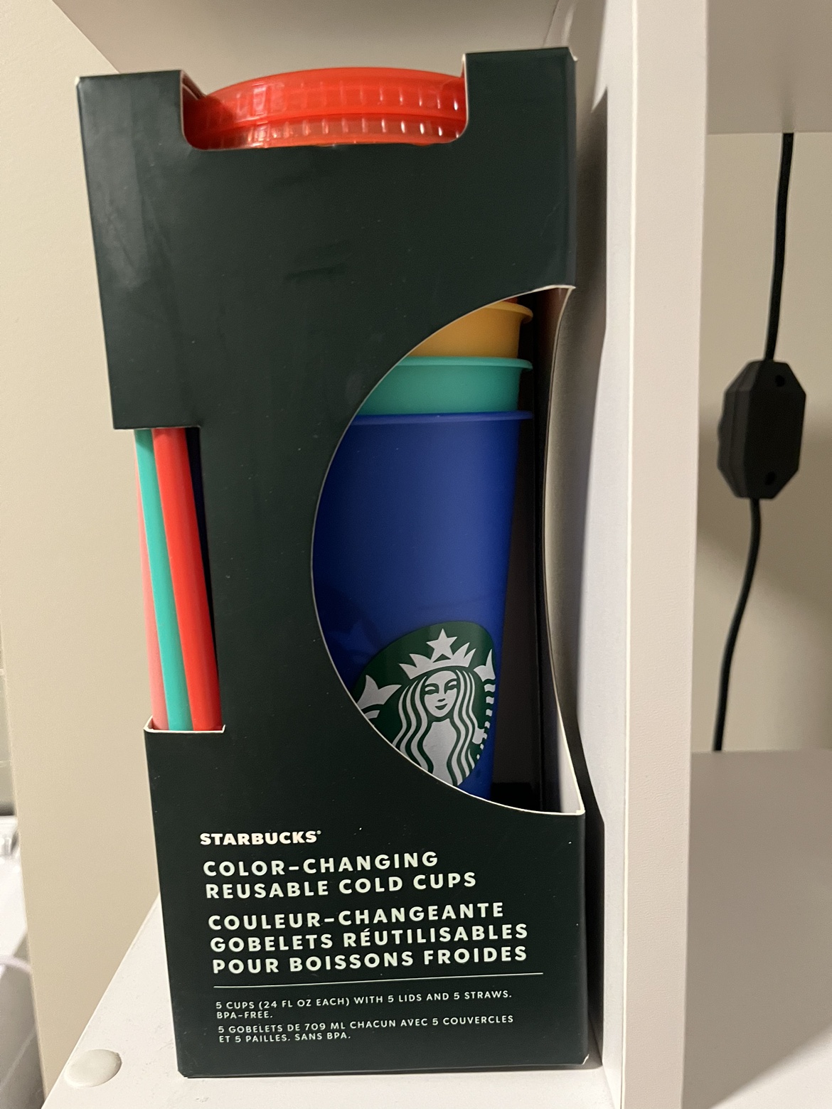 Starbucks color-changing reusable cold cups thumbnail