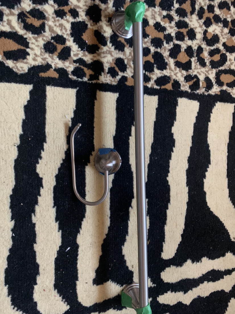 Towel & toilet paper bars both 5$ image indicator(2)