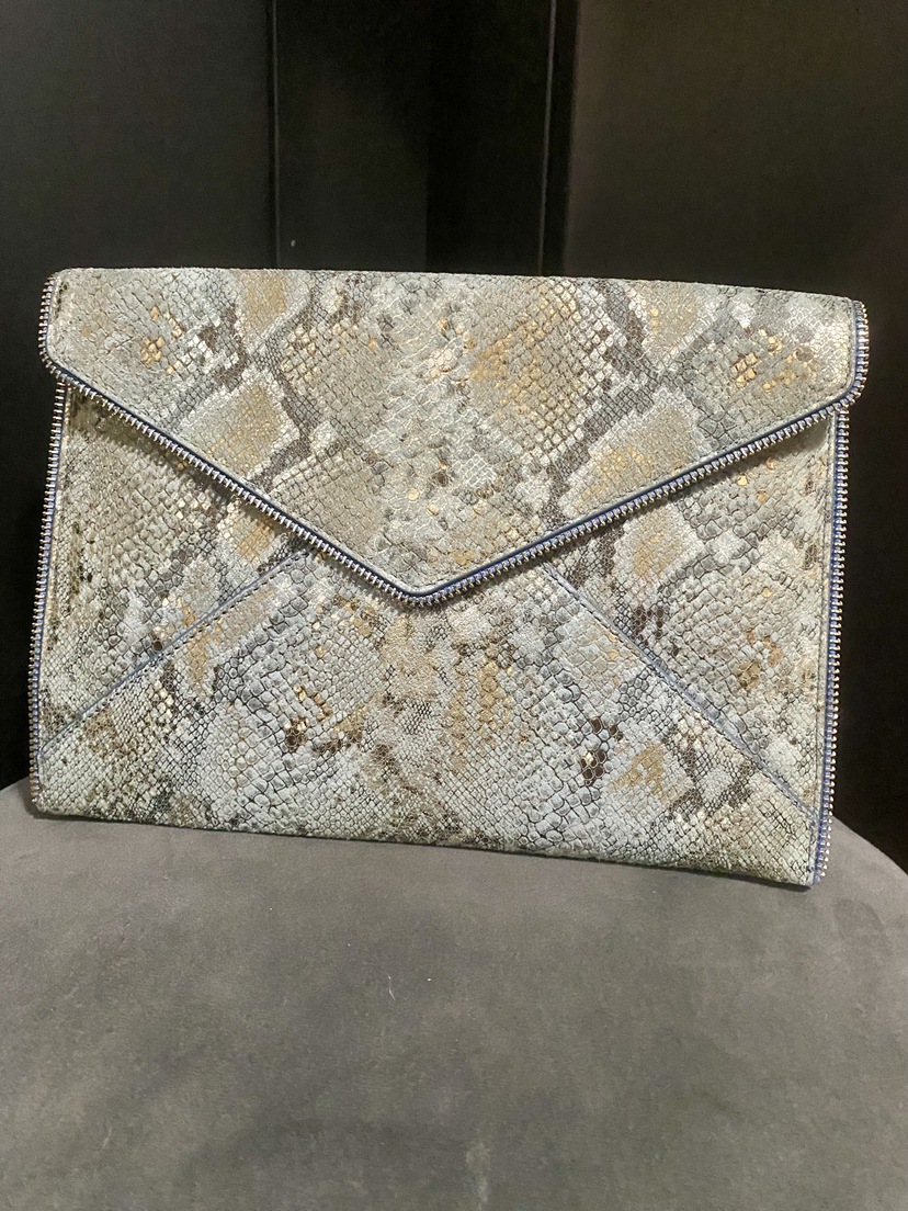 Rebecca minkoff clutch - photo 3