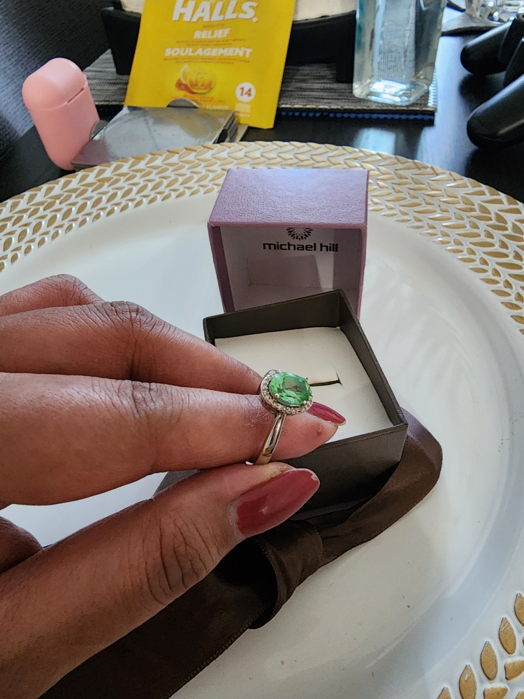 Michael hill silver ring  size 6 image indicator(5)