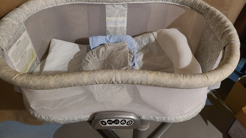 Halo Bassinest Swivel Sleeper bassinet - photo 2