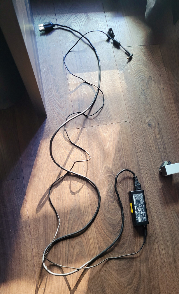 ACER ADAPTER (OR ANY ALIKE PC) - photo 4