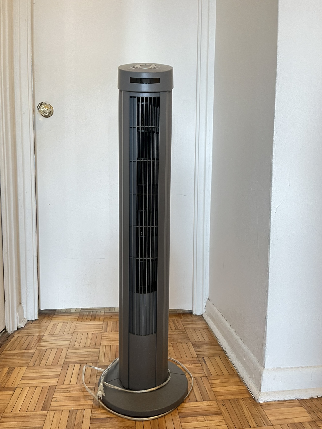 Seville UltraSlimline Tower Fan (with remote control)