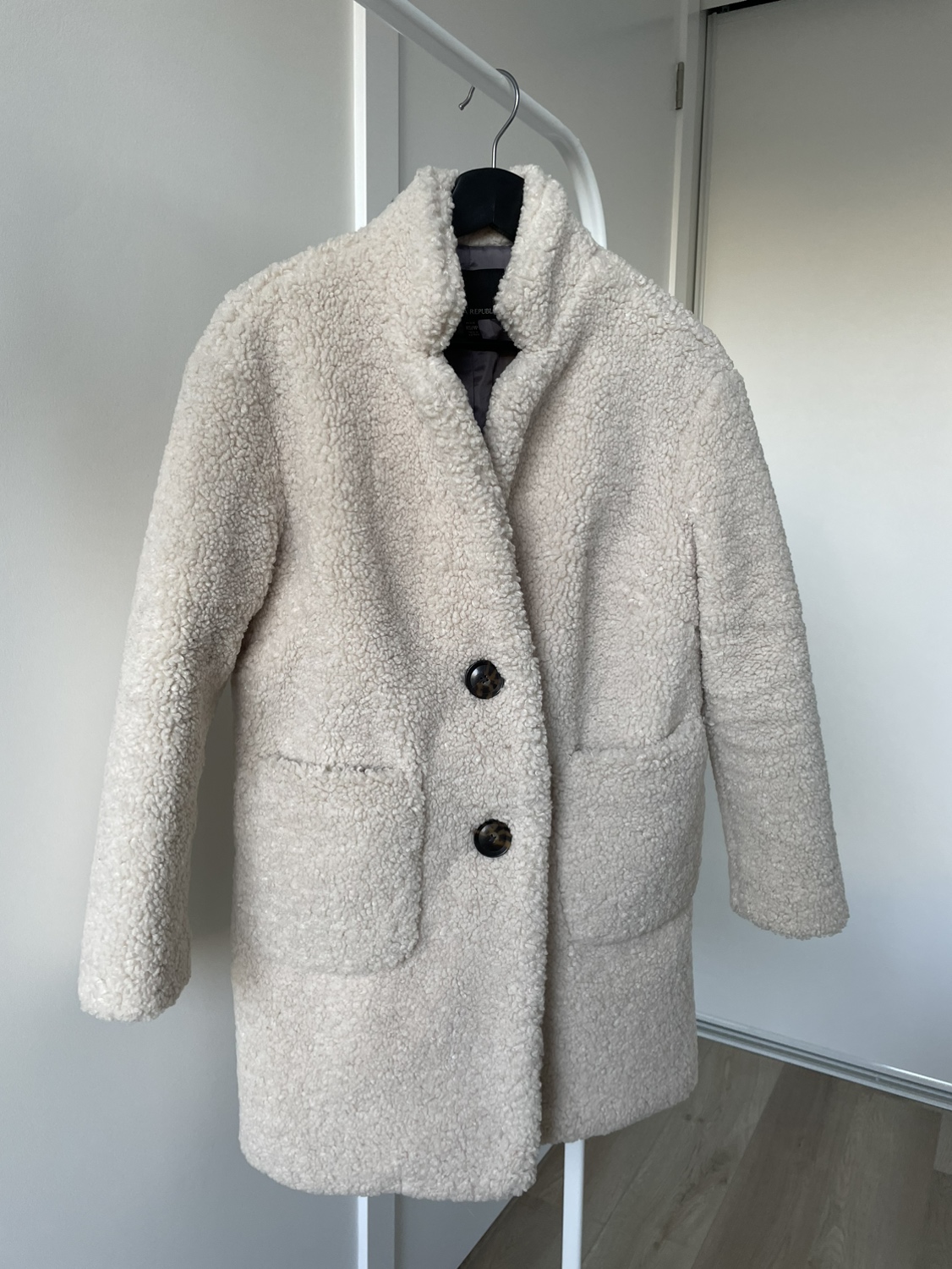 Banana republic woman cozy teddy coat - photo 2