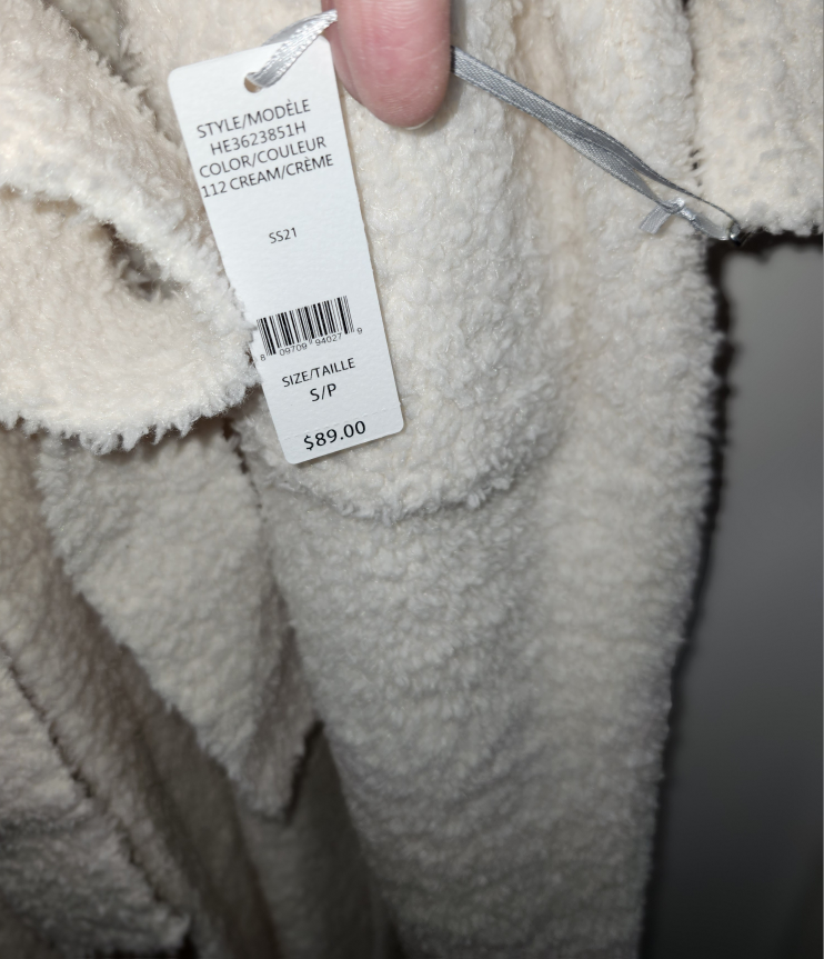 NEW WITH TAGS. SUPER SOFT, PLUSH IVORY HOUSECOAT #S  image indicator(3)