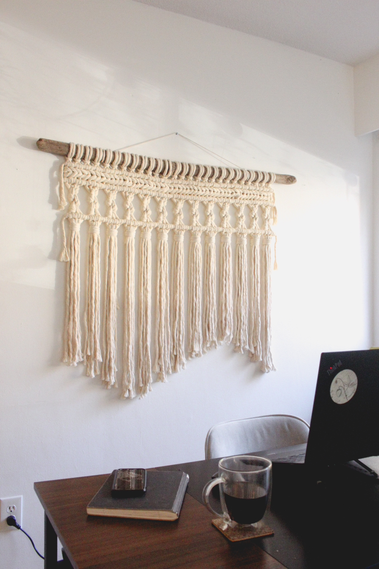 Extra large macrame wallhanging on driftwood - photo 4