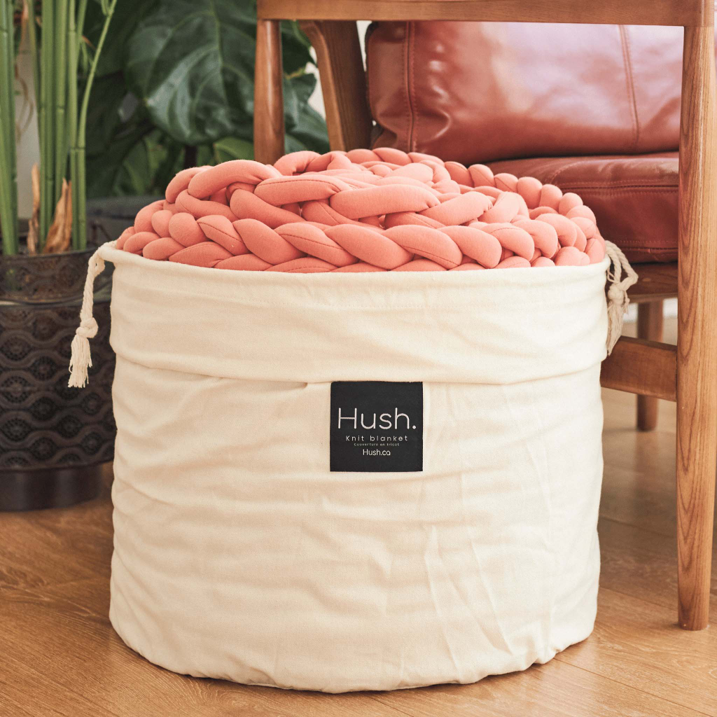 BRAND NEW HUSH WEIGHTED BLANKET 🥕🥕🥕 thumbnail