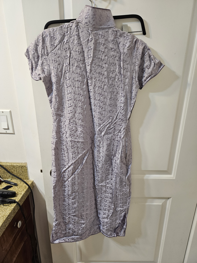 Lavender Cheongsam/Chinese Dress image indicator(2)