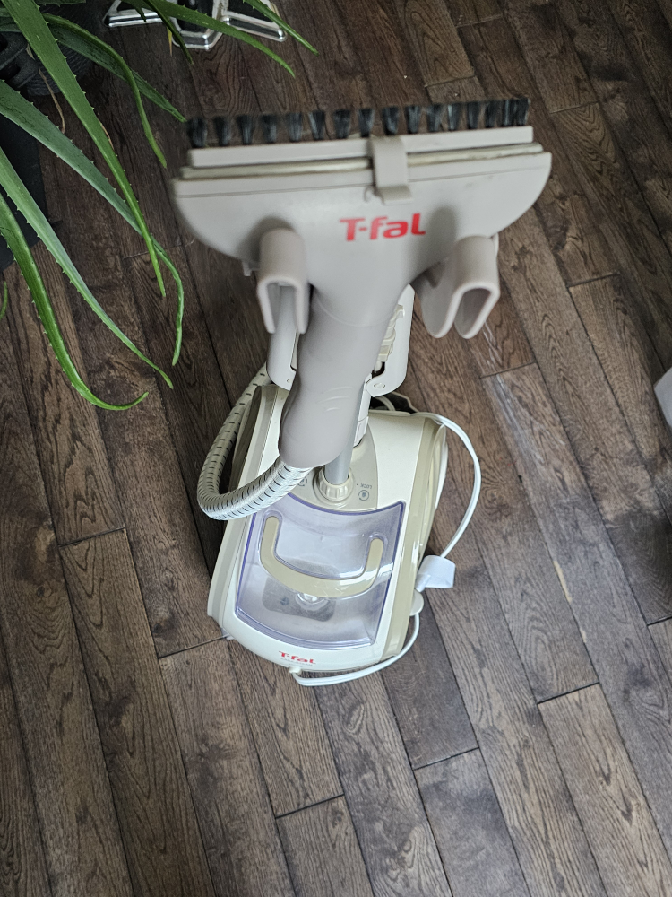 T-Fal Steamer with 2-in-1 Steam Brush image indicator(3)