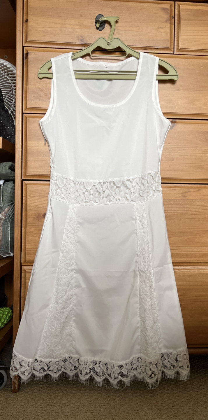 Brand new dress thumbnail
