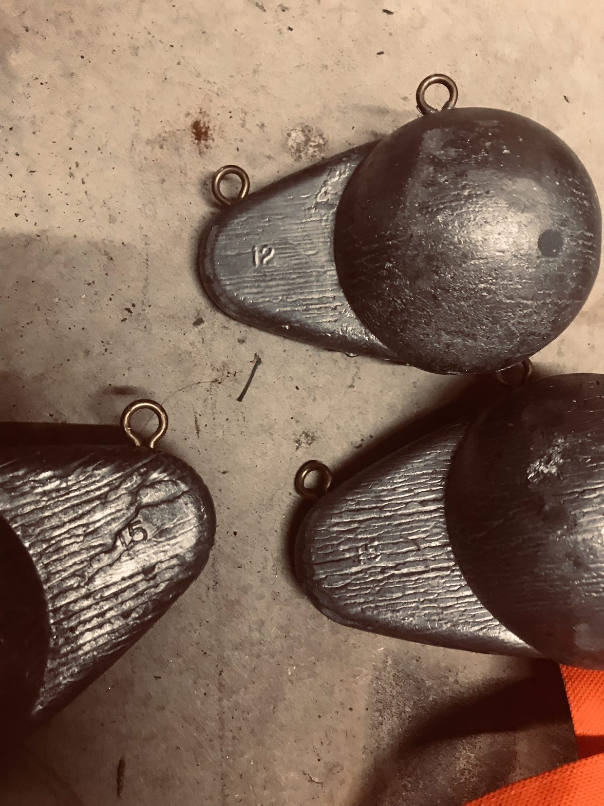 🥕Downrigger weights  2 x 15 lbs and 1 x 12 lbs image indicator(4)