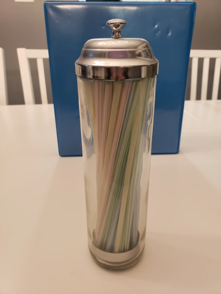 straw dispenser thumbnail