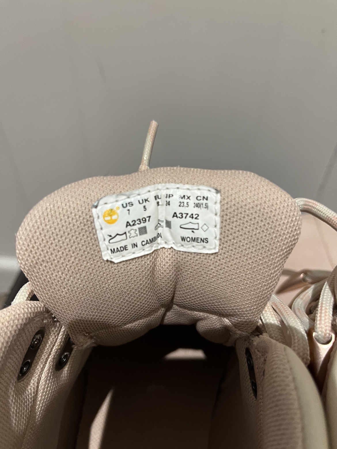 Timberland boots image indicator(5)
