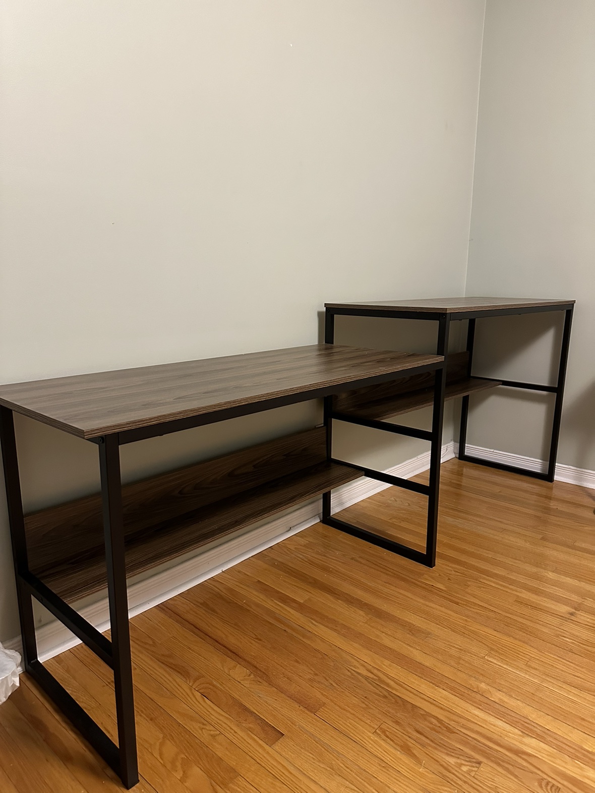 Long table in wood and black