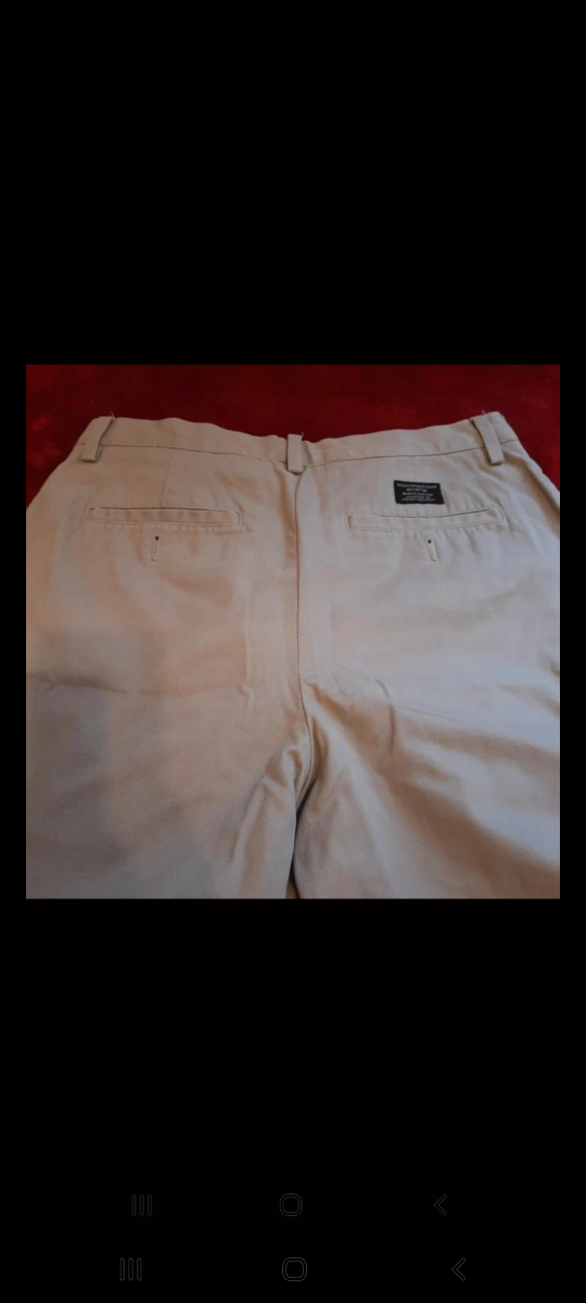 100%Cotton Banana Republic Pants image indicator(3)