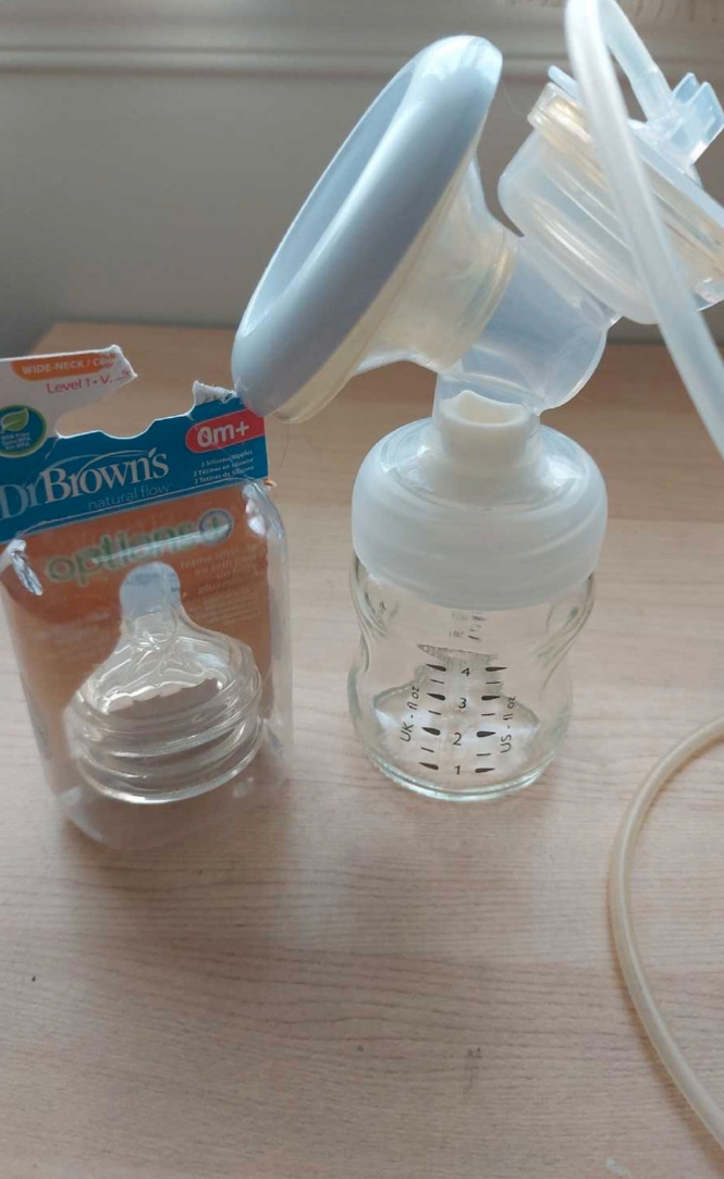 Breast pumps and baby bottles image indicator(3)