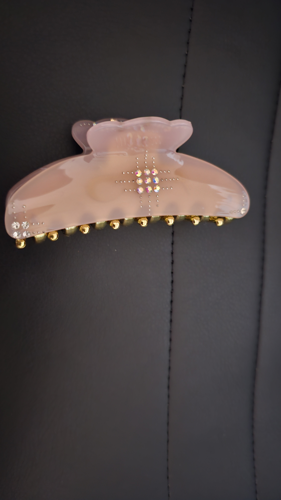 pink hair claw 🥕 image indicator(3)