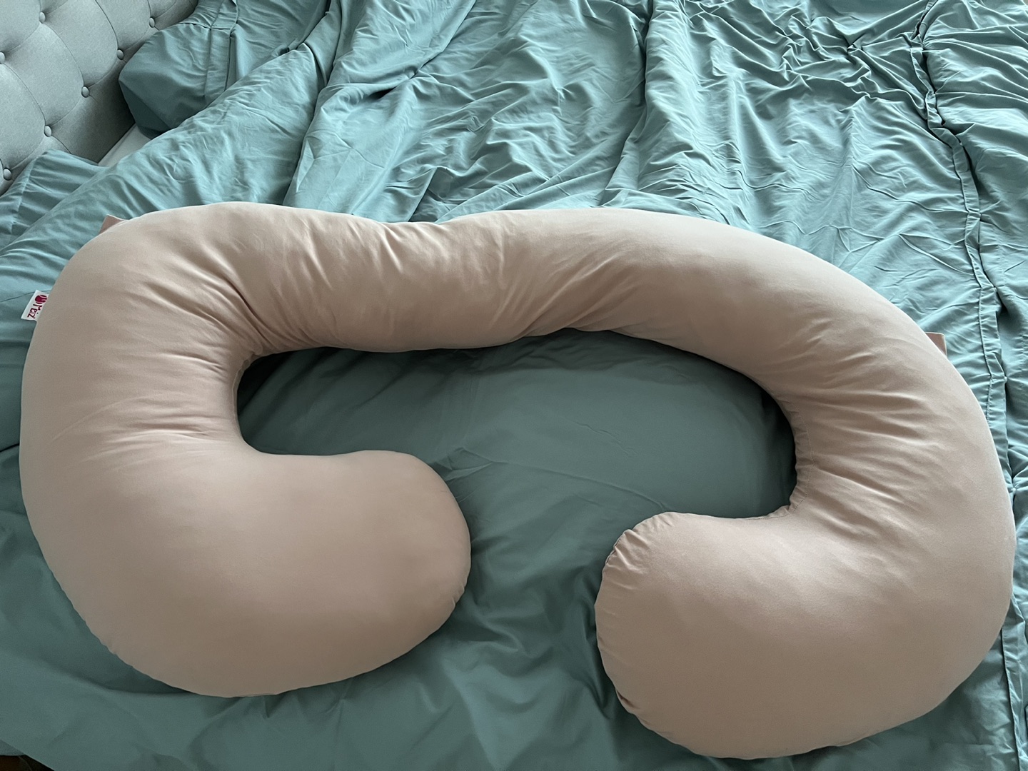 Pregnancy pillow thumbnail