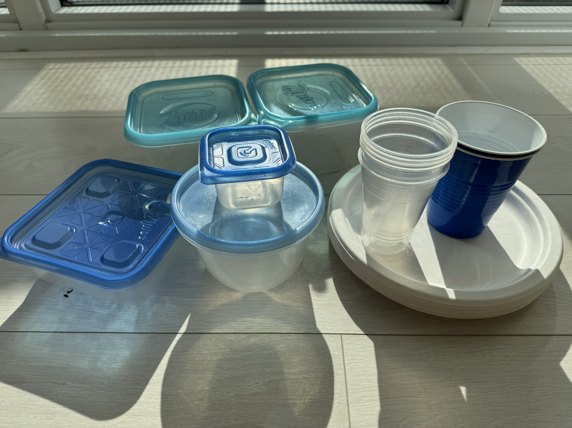 #freecycle Assorted Containers thumbnail