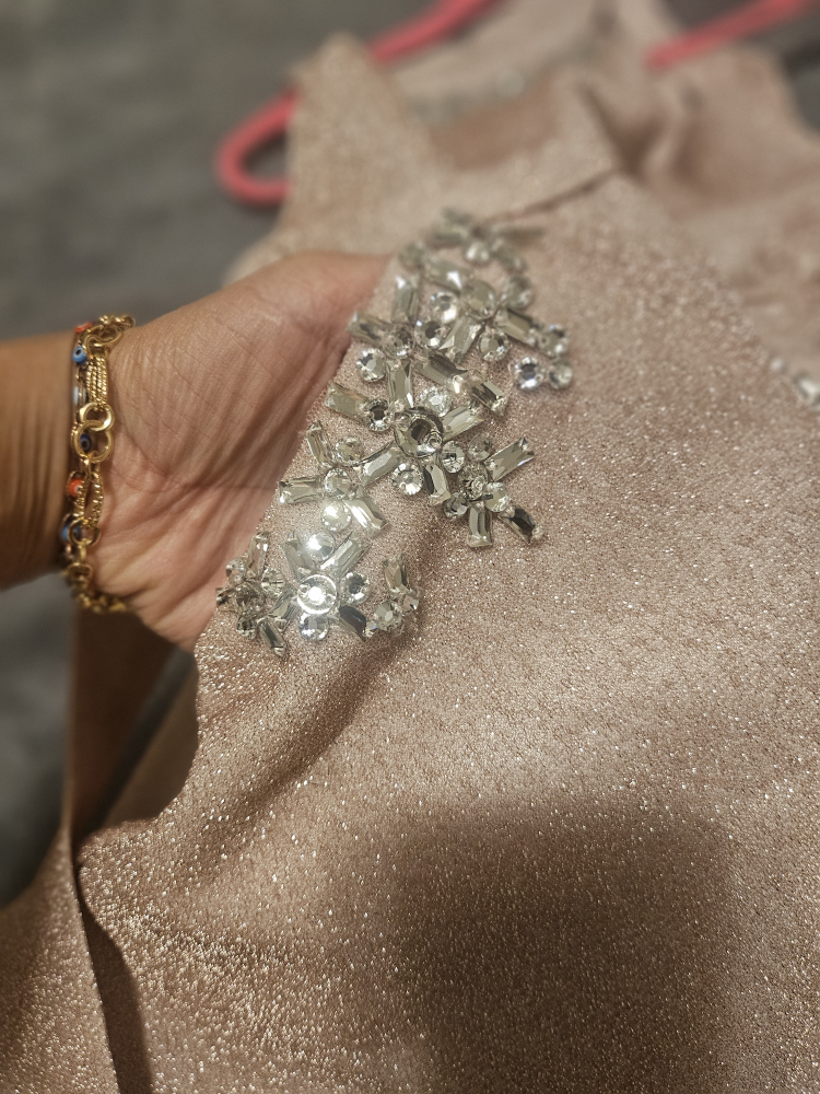 Girl's dress image indicator(6)