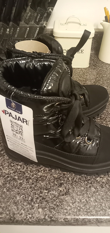 brand new with tag womans Pajar winter boots size 6-6.5 - photo 2