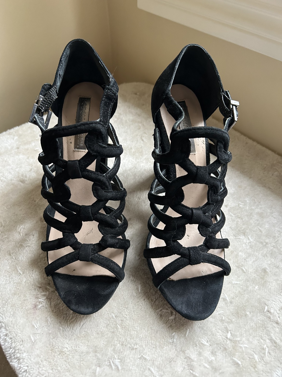 BCBGMaxAzaria black Block heels